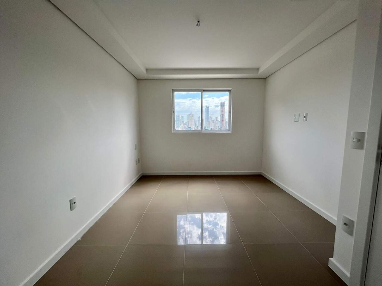 Foto do imóvel Apartamento com 03 Dormitórios á venda no Edifício Icon Residence em Balneário Camboriú