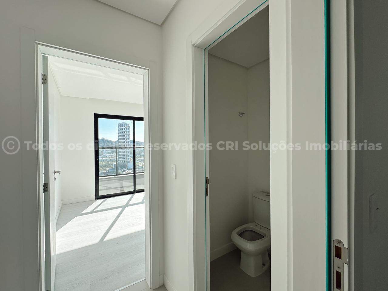 Foto do imóvel Apartamento com 2 Suítes à Venda no Edifício Brava Valley na Praia Brava em Itajaí