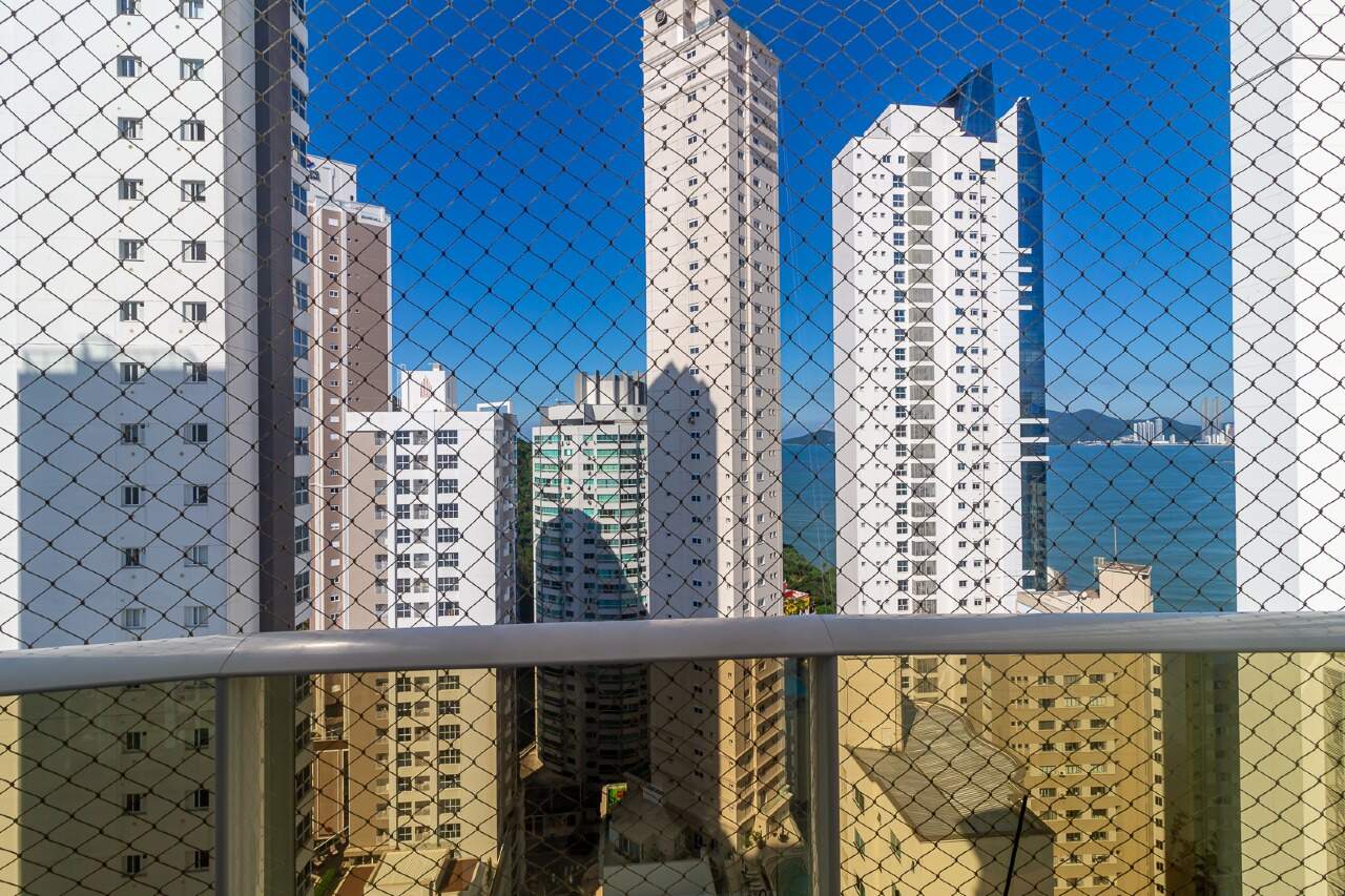 Foto do imóvel Apartamento 04 dormitórios no Solar Gonçalves na Barra Norte Balneário Camboriú