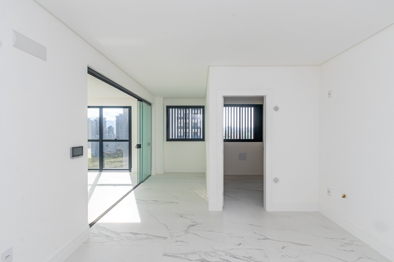 Foto do imóvel Apartamento a venda no Edificio Doha Tower com 04 Quartos sendo 04 Suites em Itapema Meia Praia