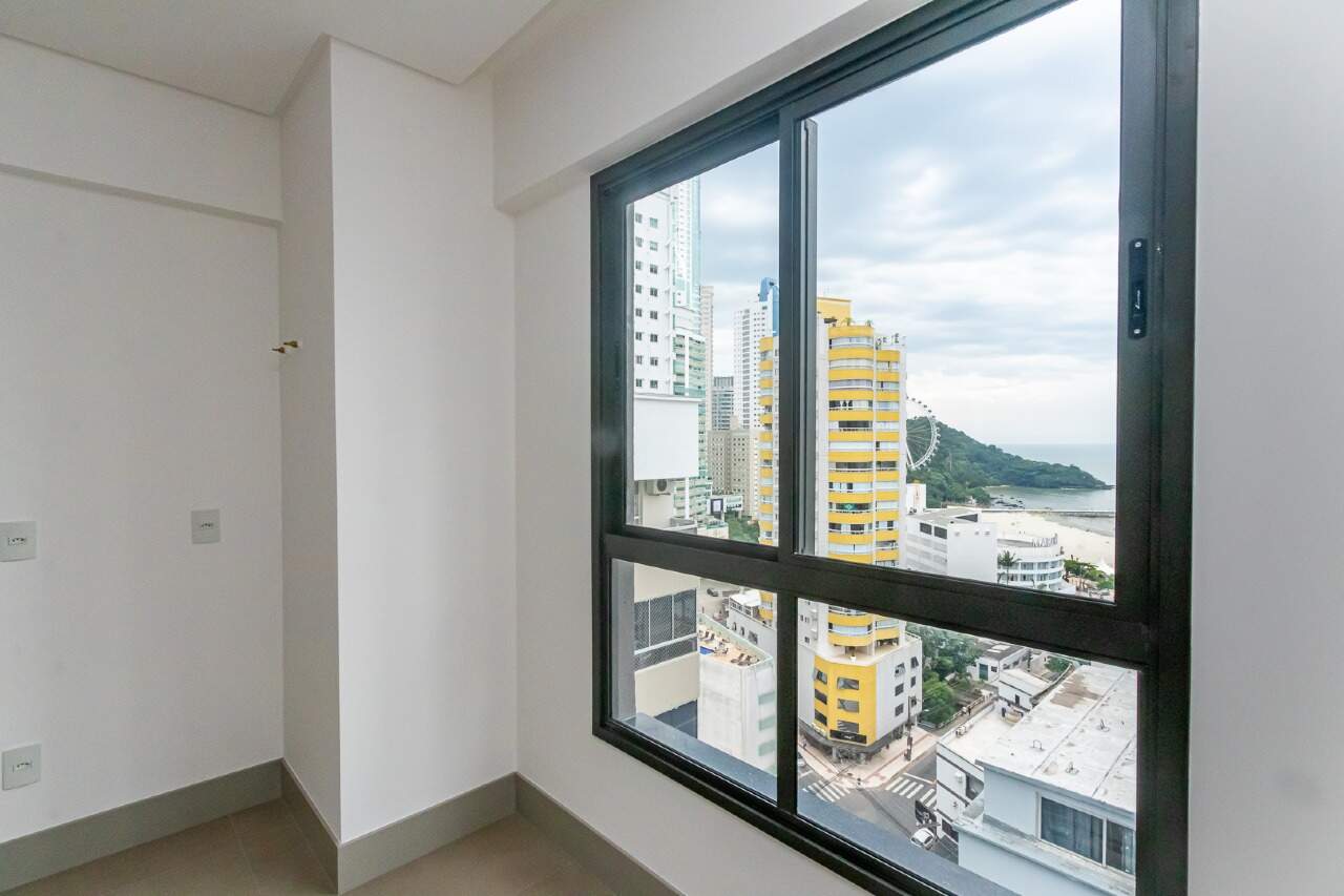 Foto do imóvel Apartamento 3 suítes Edifício Empire Bairro Pioneiros em Balneário Camboriú