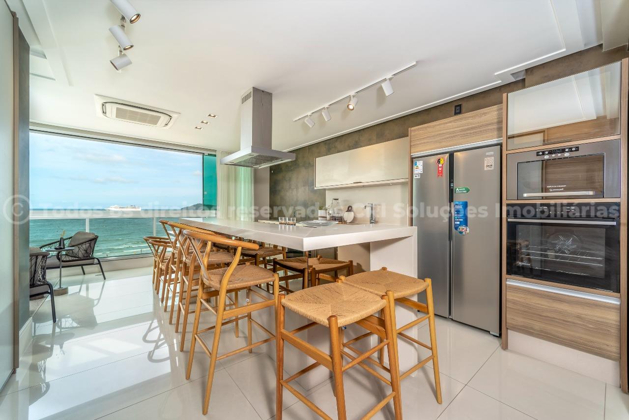 Foto do imóvel Apartamento no Edifício Metrópolis – Frente Mar na Avenida Atlântica em Balneário Camboriú