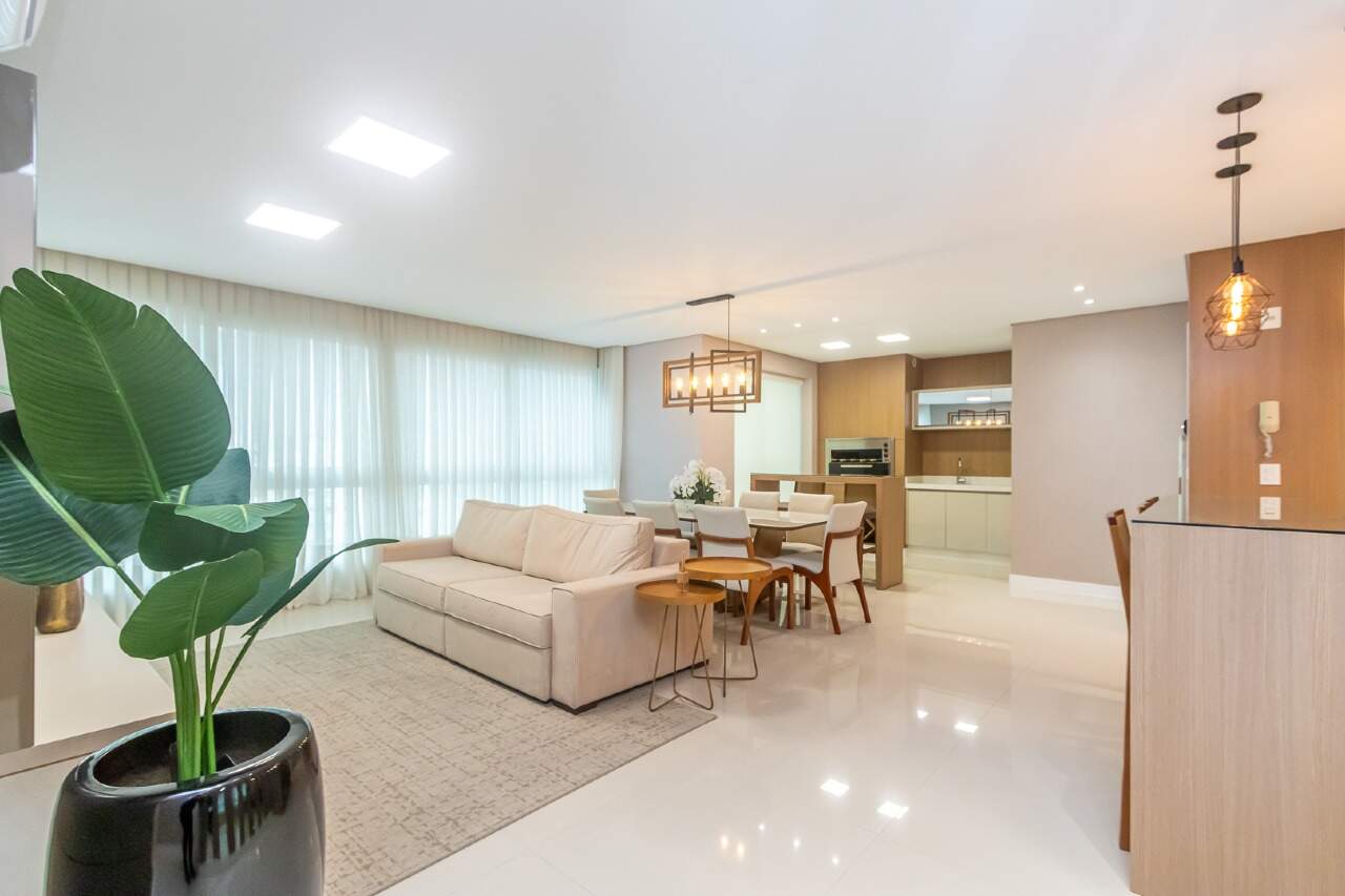 Foto do imóvel Apartamento Mobiliado com 04 dormitórios á venda no Edifício Puerto Velero em Balneário Camboriú