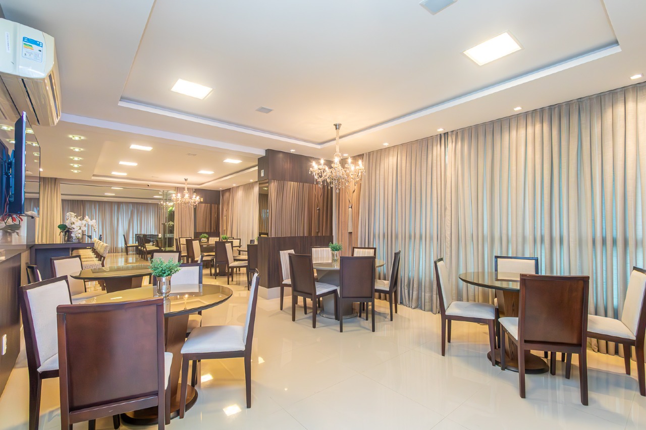Foto do imóvel Apartamento Mobiliado com 04 dormitórios á venda no Edifício Puerto Velero em Balneário Camboriú