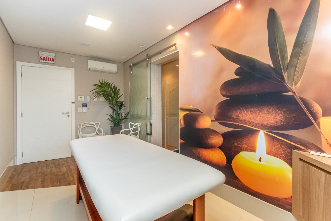 Foto do imóvel Apartamento Mobiliado com 04 dormitórios á venda no Edifício Puerto Velero em Balneário Camboriú