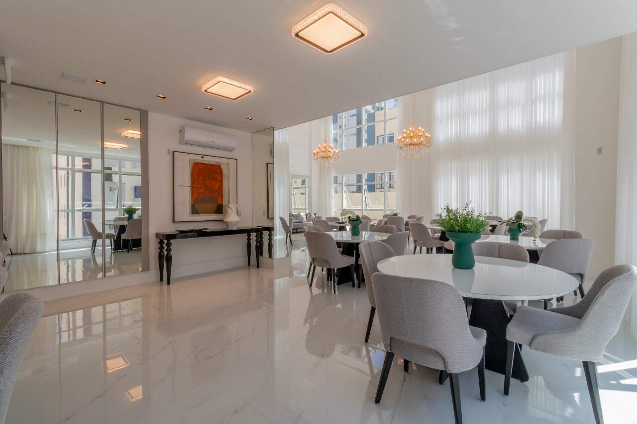 Foto do imóvel Apartamento mobiliado 4 suítes no Villa Alba com 3 vagas e lazer completo – Balneário Camboriú