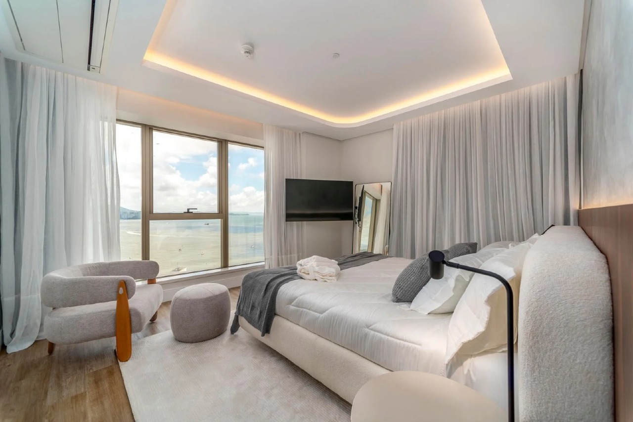 Foto do imóvel Apartamento no Yachthouse Balneário Camboriú – 261m², 4 suítes e clube privativo na Barra Sul
