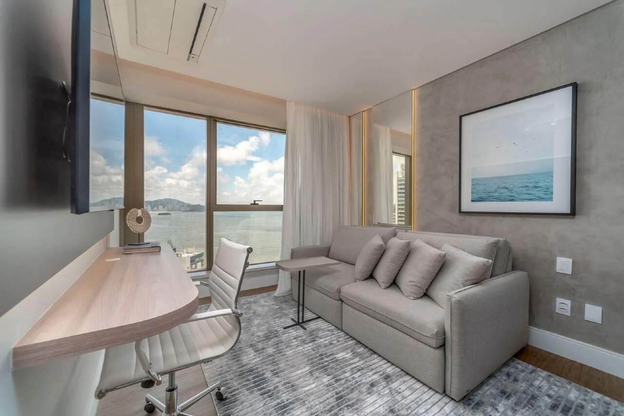 Foto do imóvel Apartamento no Yachthouse Balneário Camboriú – 261m², 4 suítes e clube privativo na Barra Sul