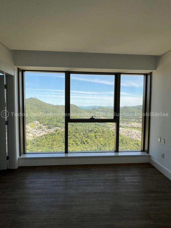 Foto do imóvel Apartamento no Yachthouse Balneário Camboriú – 261m², 4 suítes e lazer exclusivo