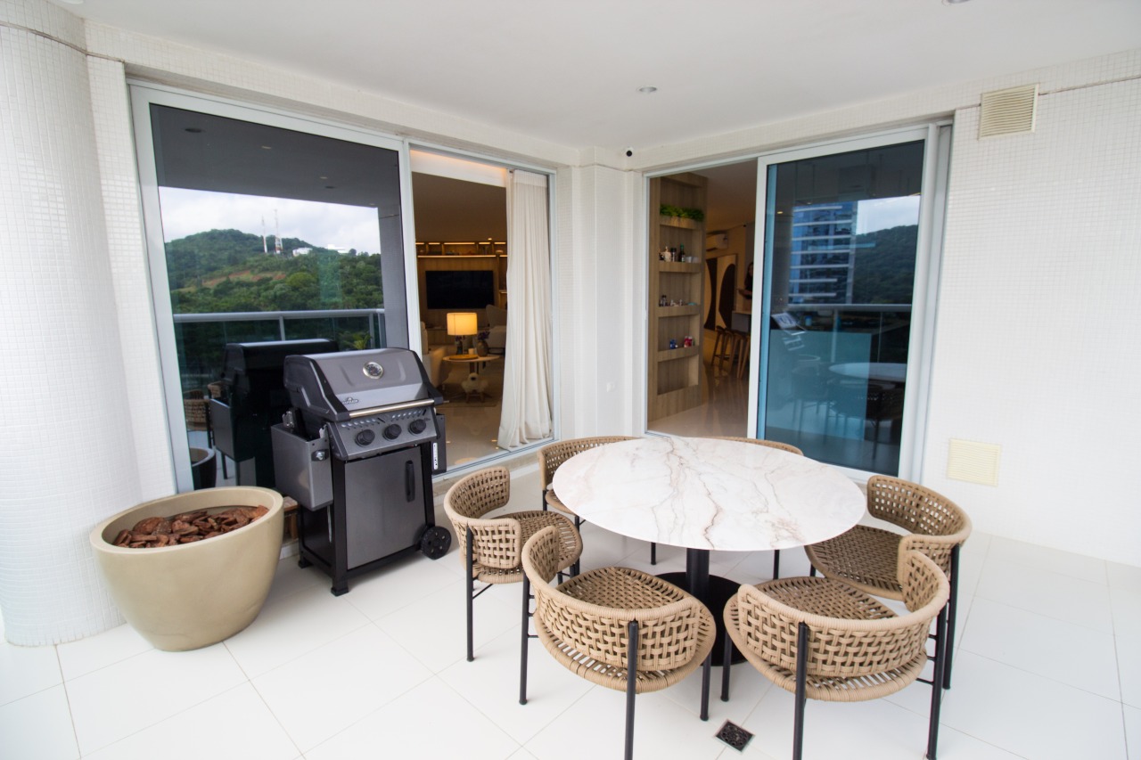 Foto do imóvel Apartamento no Brava Home Resort Itajaí , na Praia Brava com 5 suítes e 350m²