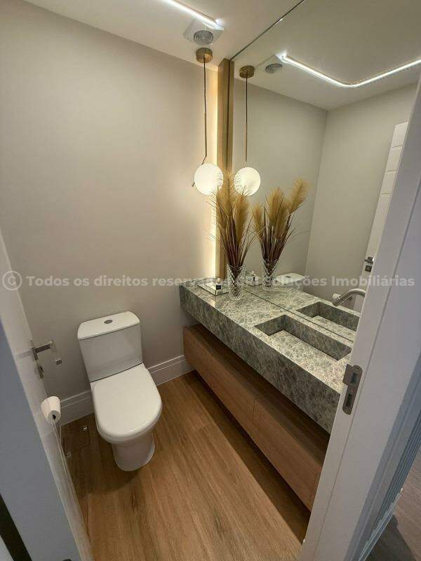 Foto do imóvel Apartamento Vista Mar com 3 suítes no Edifício Skyline Tower na Barra Norte em Balneário Camboriú
