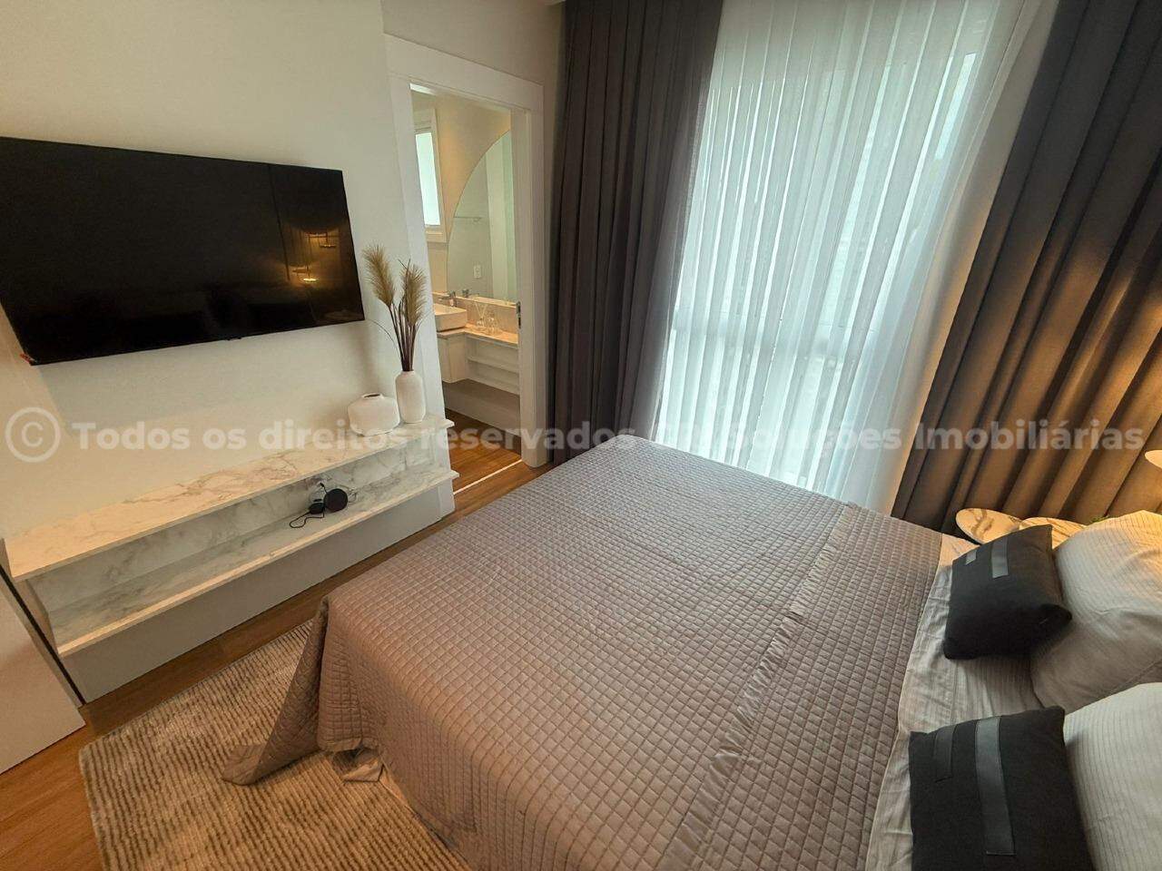 Foto do imóvel Apartamento Vista Mar com 3 suítes no Edifício Skyline Tower na Barra Norte em Balneário Camboriú