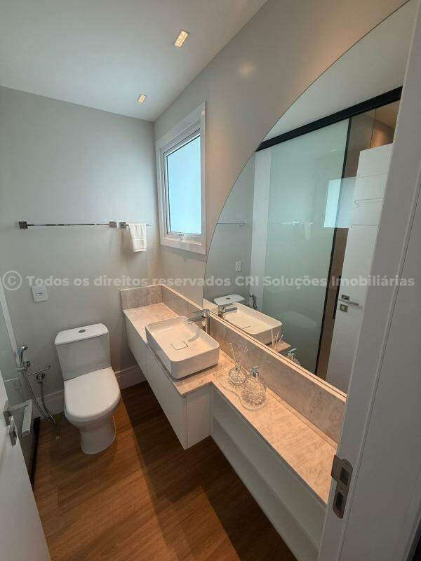 Foto do imóvel Apartamento Vista Mar com 3 suítes no Edifício Skyline Tower na Barra Norte em Balneário Camboriú