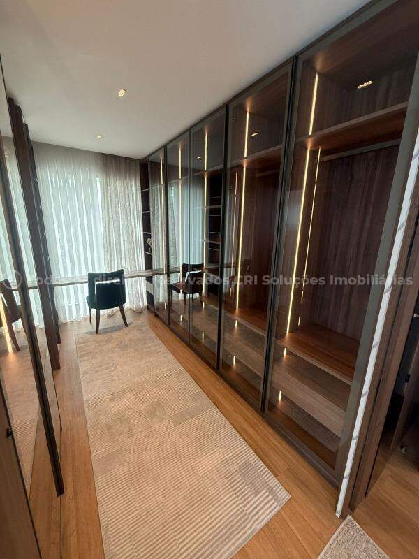 Foto do imóvel Apartamento Vista Mar com 3 suítes no Edifício Skyline Tower na Barra Norte em Balneário Camboriú