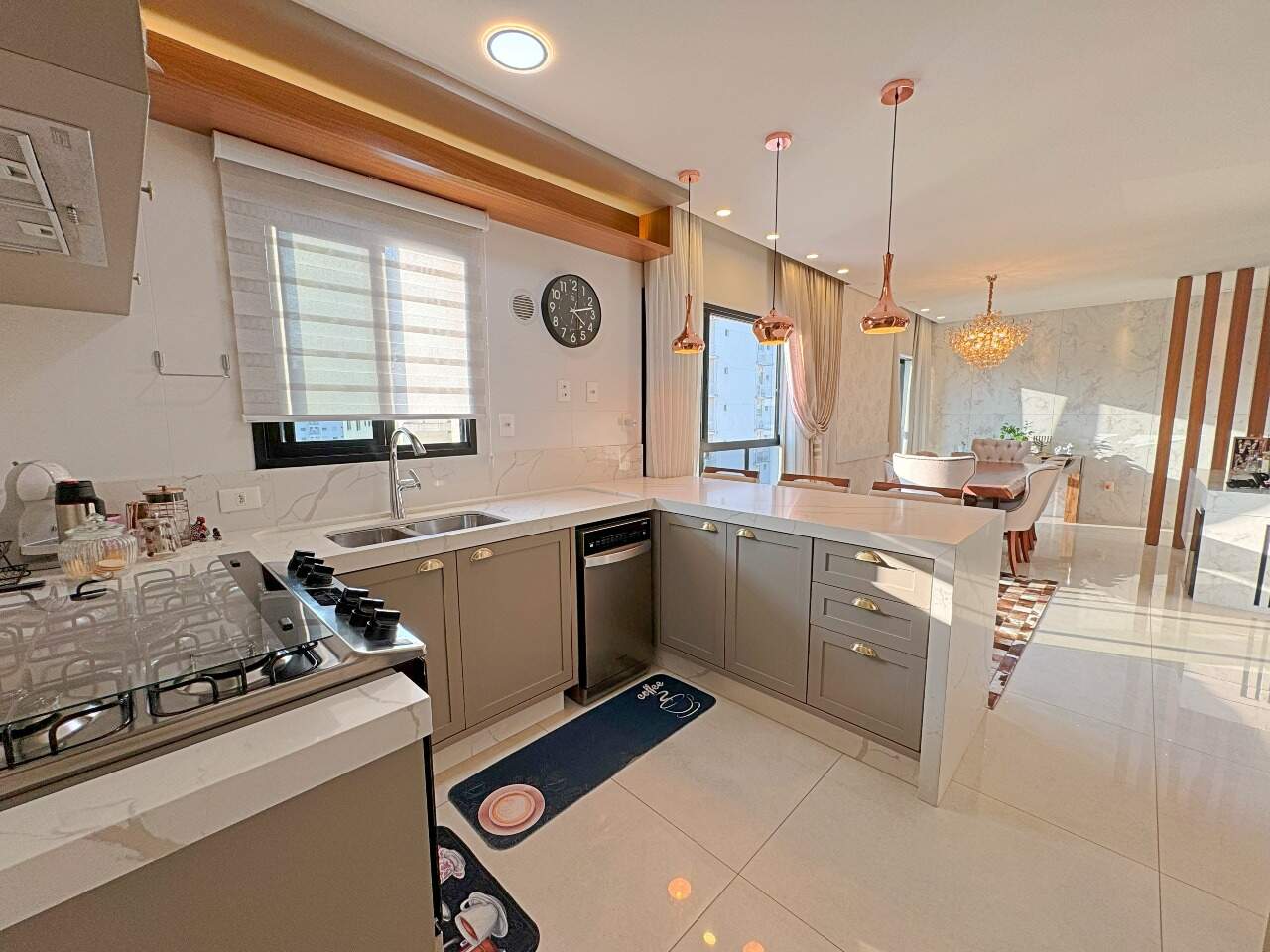 Foto do imóvel Apartamento de 4 dormitórios no Solar di Siena – Balneário Camboriú