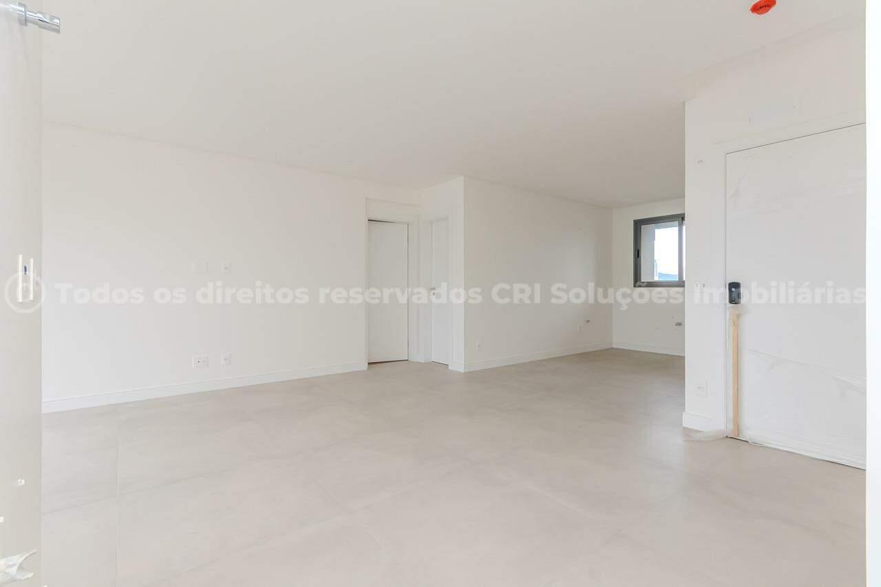 Foto do imóvel Apartamento com 03 suítes á venda no Edifício Home Square no Centro em Balneário Camboriú