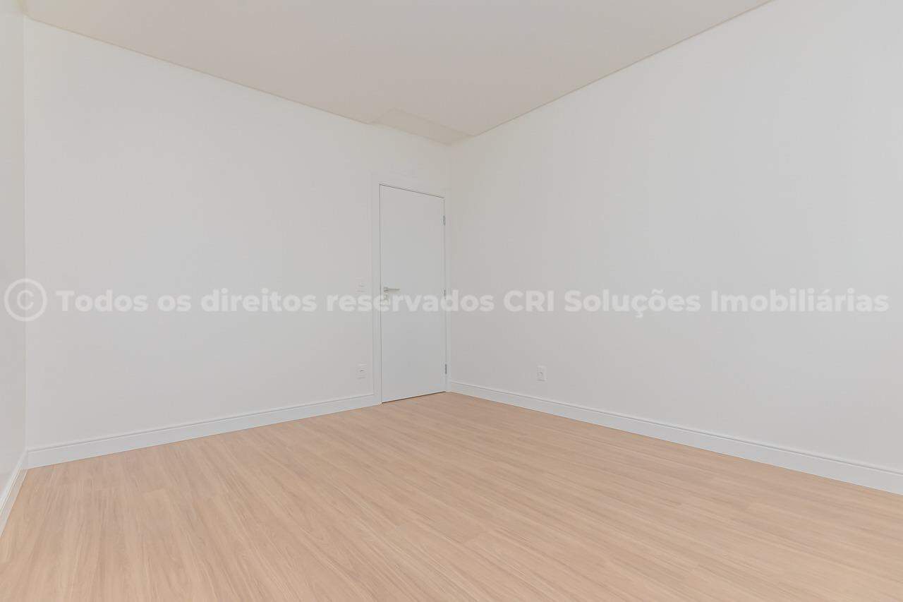 Foto do imóvel Apartamento com 03 suítes á venda no Edifício Home Square no Centro em Balneário Camboriú