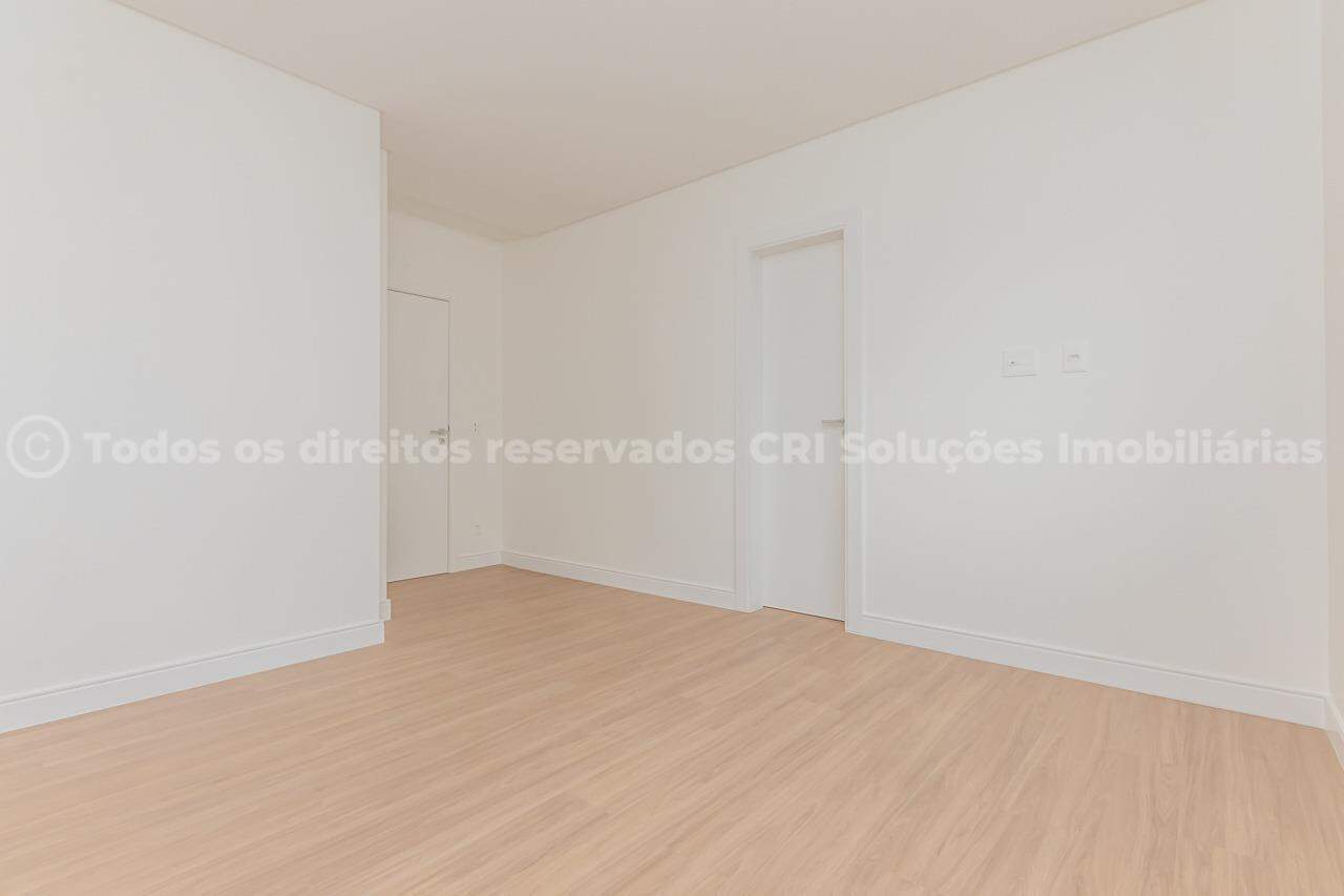 Foto do imóvel Apartamento com 03 suítes á venda no Edifício Home Square no Centro em Balneário Camboriú