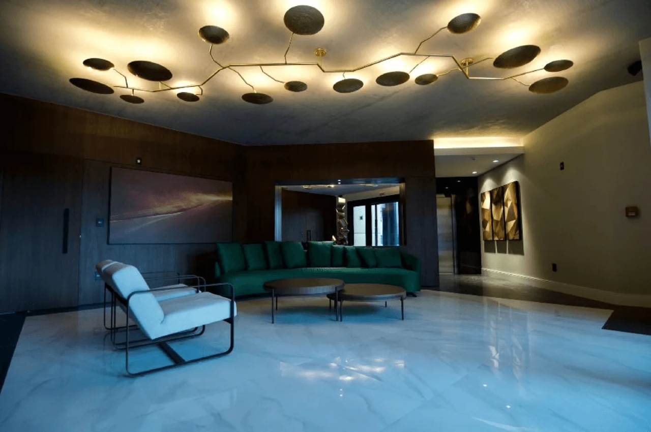 Foto do imóvel Apartamento á venda com 03 suítes no Edifício Via Marina em Balneário Camboriú