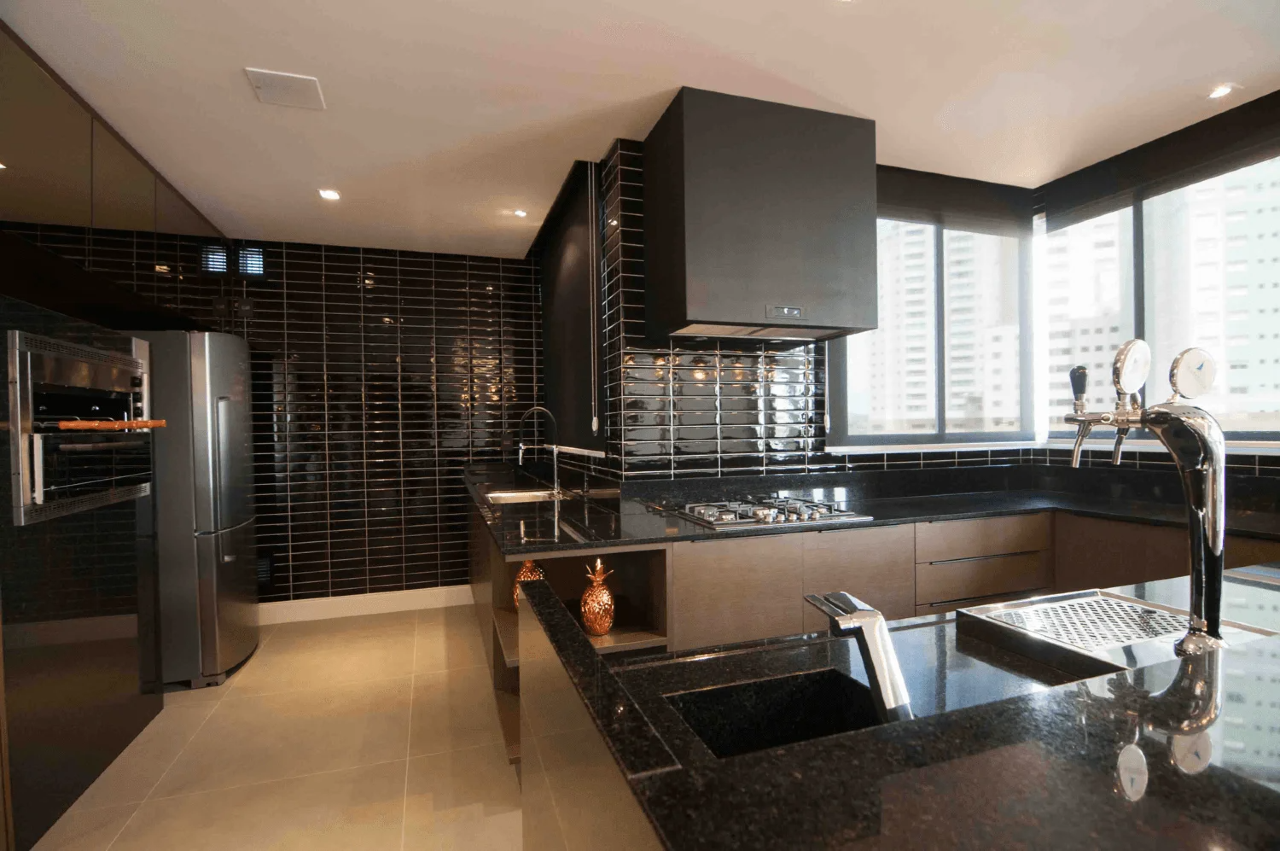 Foto do imóvel Apartamento á venda com 03 suítes no Edifício Via Marina em Balneário Camboriú