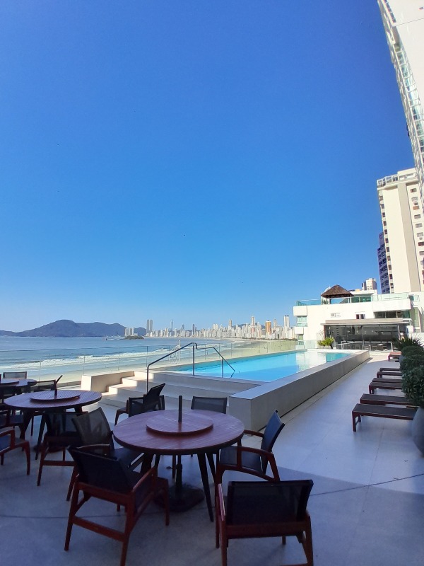 Foto do imóvel Apartamento Frente Mar com 04 suítes á venda no Edifício Splendido em Balneário Camboriú