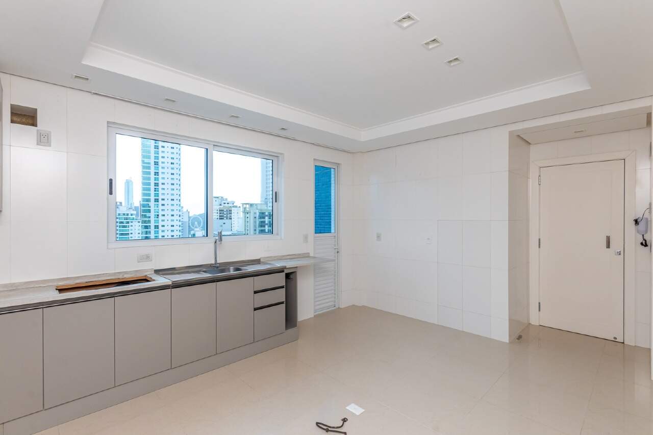 Foto do imóvel Apartamento com 02 suítes á venda no Residencial Vermot em Balneário Camboriú
