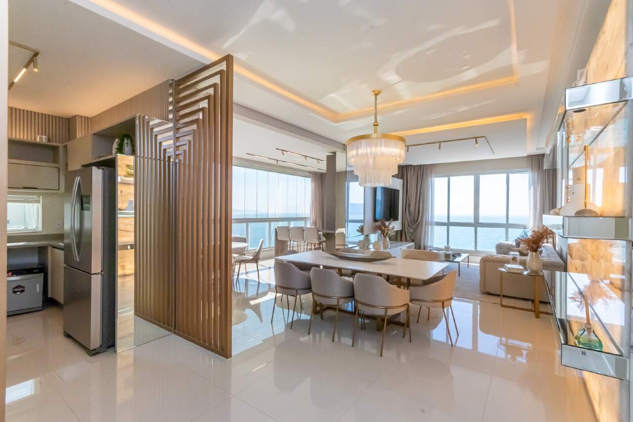 Foto do imóvel Apartamento a venda no Edificio Cambirela com 04 Quartos sendo 04 Suites em Itapema Meia Praia