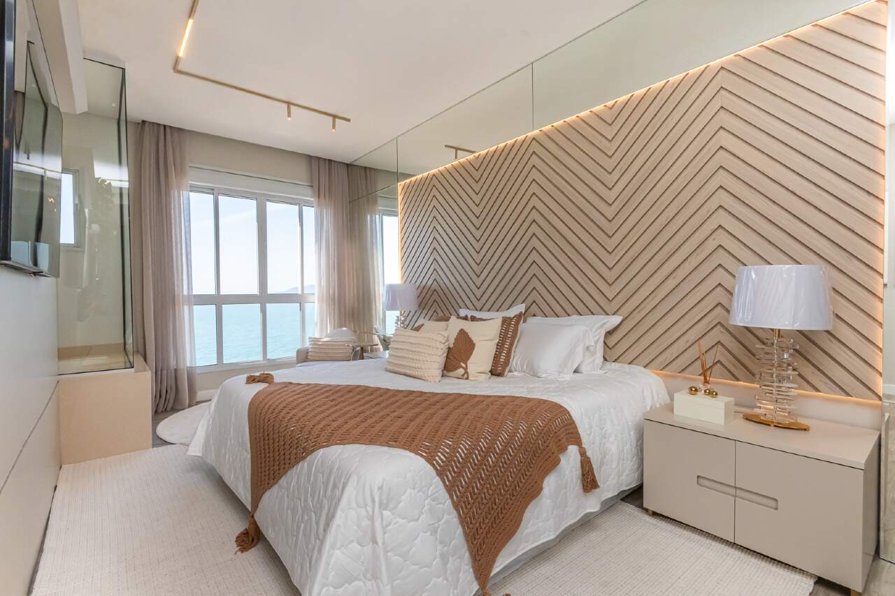 Foto do imóvel Apartamento a venda no Edificio Cambirela com 04 Quartos sendo 04 Suites em Itapema Meia Praia