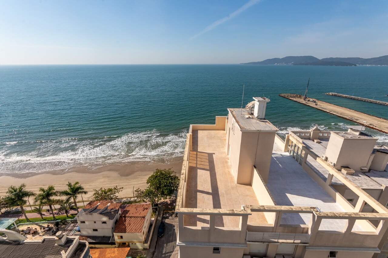 Foto do imóvel Apartamento a venda no Edificio Cambirela com 04 Quartos sendo 04 Suites em Itapema Meia Praia