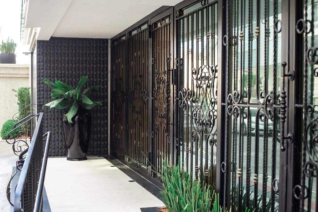 Foto do imóvel Apartamento a venda no Edificio Cambirela com 04 Quartos sendo 04 Suites em Itapema Meia Praia