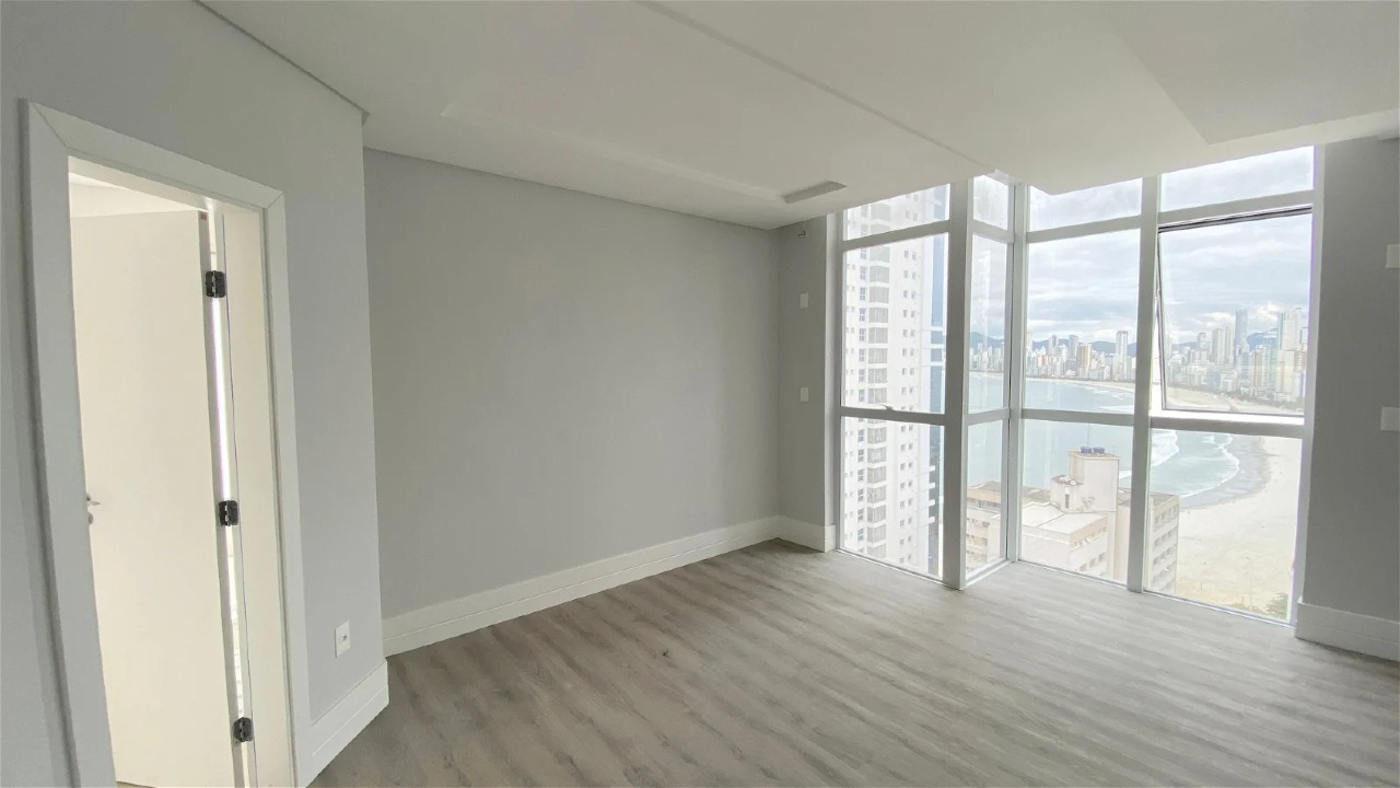 Foto do imóvel Apartamento com 03 suítes no Residencial Barra Garden em Balneário Camboriú