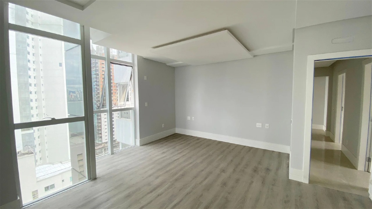 Foto do imóvel Apartamento com 03 suítes no Residencial Barra Garden em Balneário Camboriú