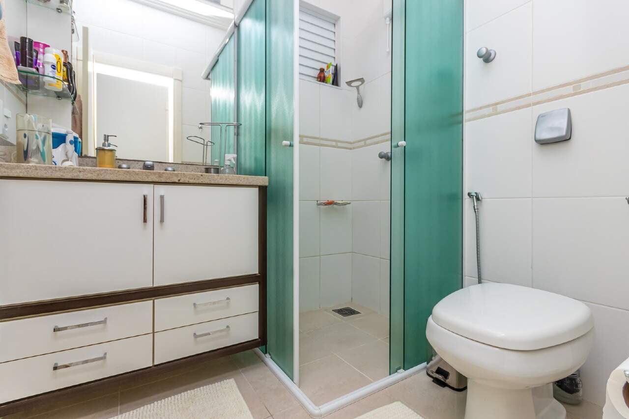 Foto do imóvel Apartamento Vista Mar com 03 dormitórios á venda no Edifício Carambei em Itapema