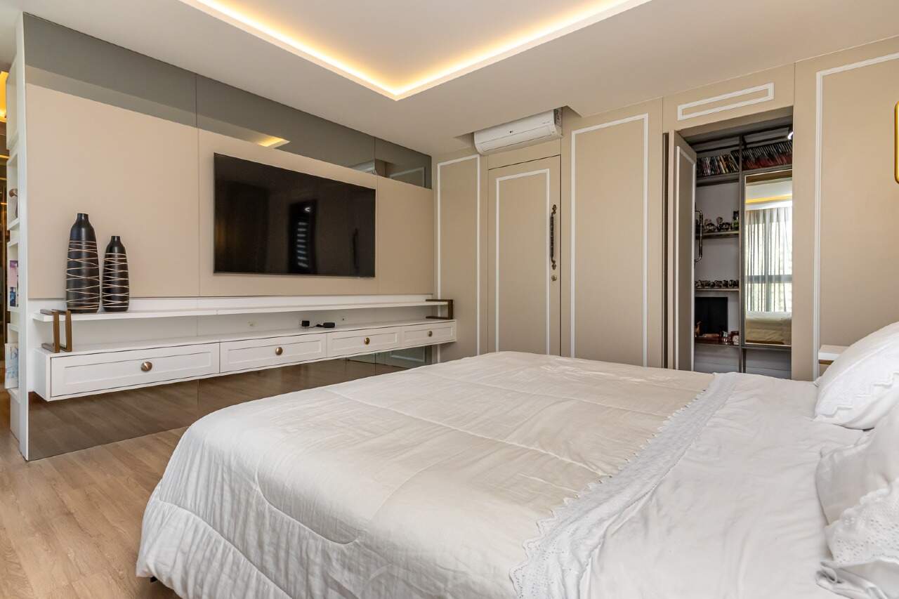 Foto do imóvel Cobertura Mobiliada com 03 Suítes no Edíficio Porto di Bari em Balneário Camboriú