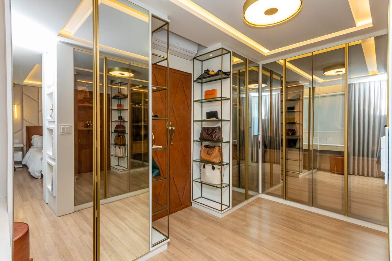 Foto do imóvel Cobertura Mobiliada com 03 Suítes no Edíficio Porto di Bari em Balneário Camboriú