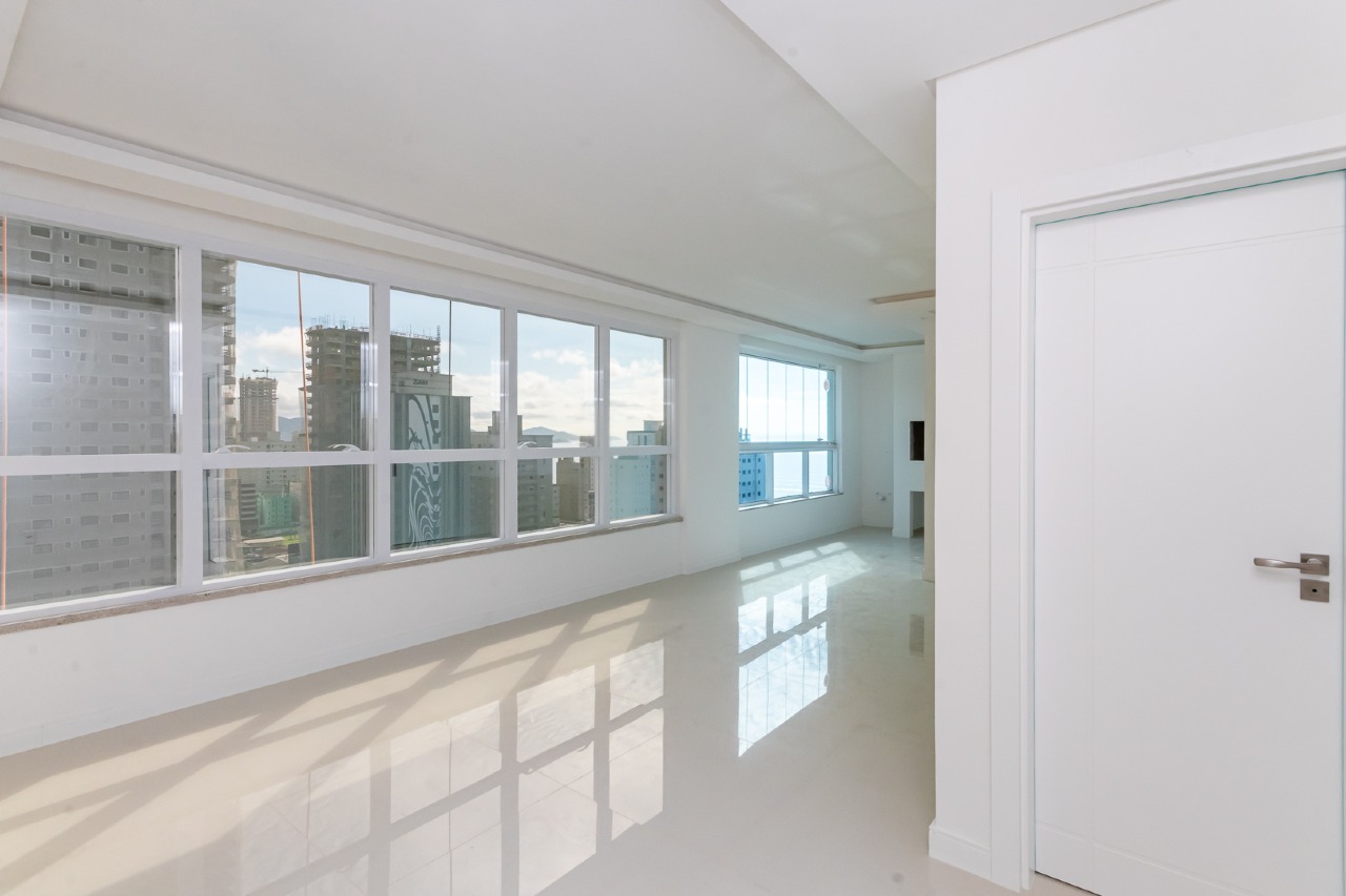 Foto do imóvel Apartamento 3 Suítes no Edifício Azzure Residence Meia Praia Itapema