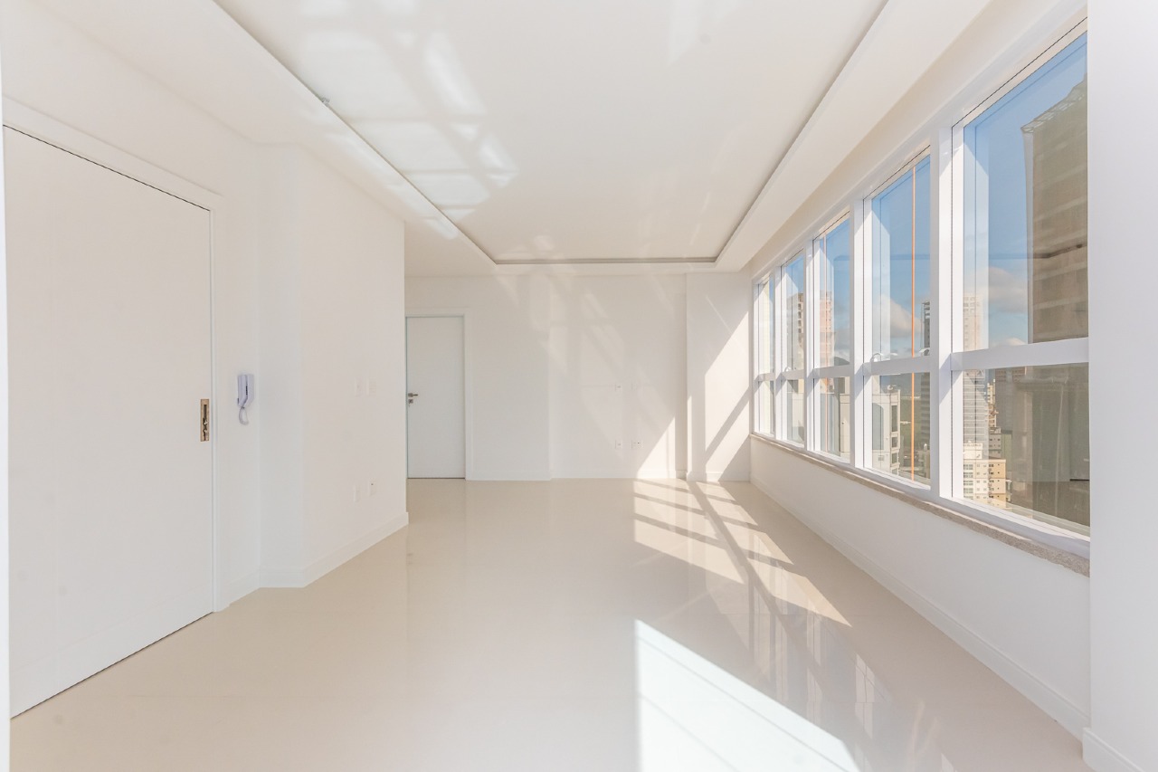Foto do imóvel Apartamento 3 Suítes no Edifício Azzure Residence Meia Praia Itapema