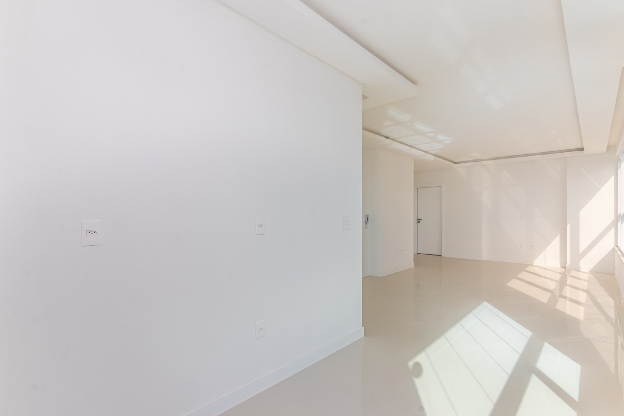 Foto do imóvel Apartamento 3 Suítes no Edifício Azzure Residence Meia Praia Itapema