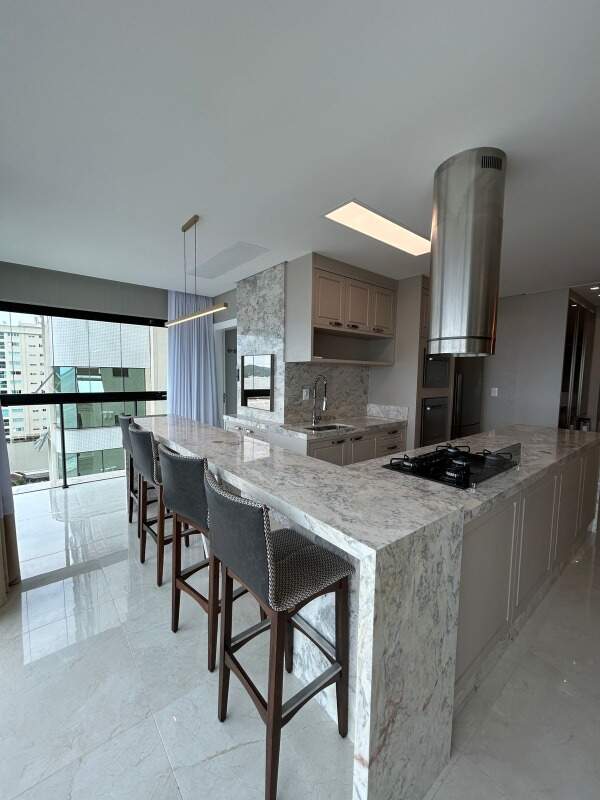 Foto do imóvel Apartamento 4 suítes no Cartier Residence em Itapema