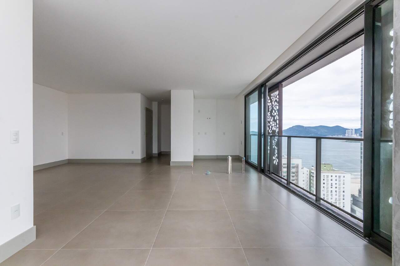 Foto do imóvel Apartamento 3 Suítes no Edifício Empire Balneário Camboriú