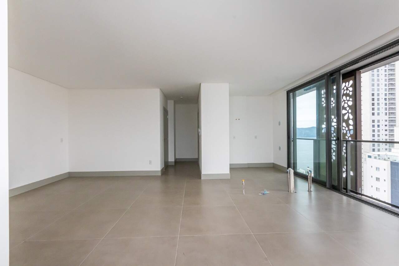 Foto do imóvel Apartamento 3 Suítes no Edifício Empire Balneário Camboriú