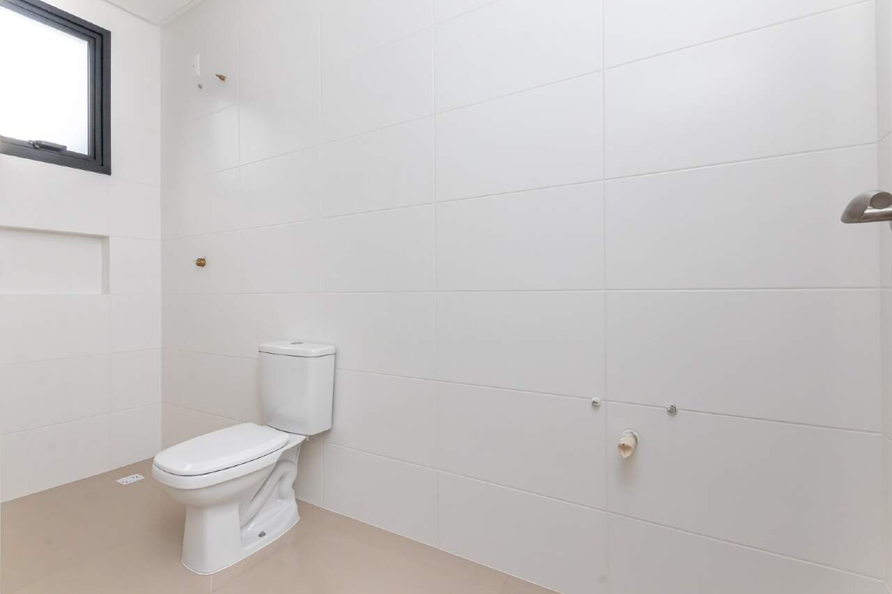 Foto do imóvel Apartamento com 03 suítes á venda no Edifício Porto Rotterdam em Balneário Camboriú