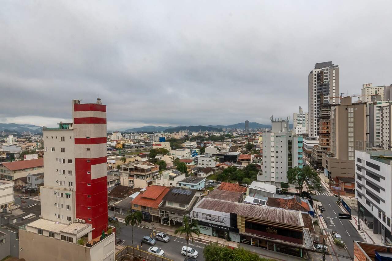Foto do imóvel Apartamento com 03 suítes á venda no Edifício Porto Rotterdam em Balneário Camboriú