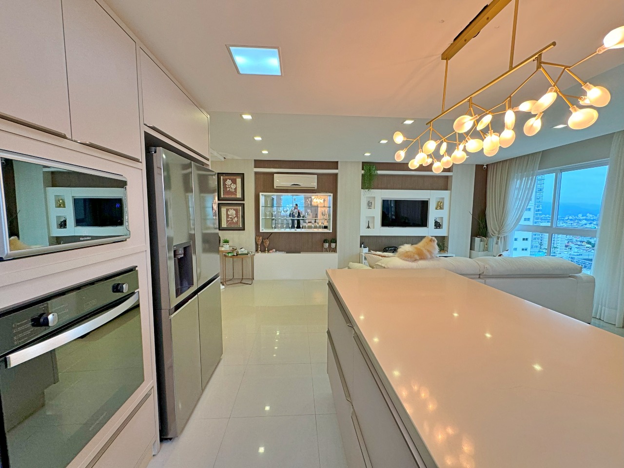 Foto do imóvel Apartamento mobiliado com 03 suítes no Opera Plaza em Balneário Camboriú