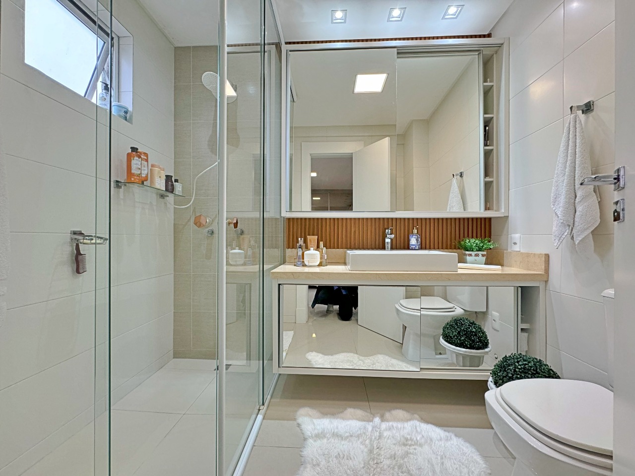 Foto do imóvel Apartamento mobiliado com 03 suítes no Opera Plaza em Balneário Camboriú