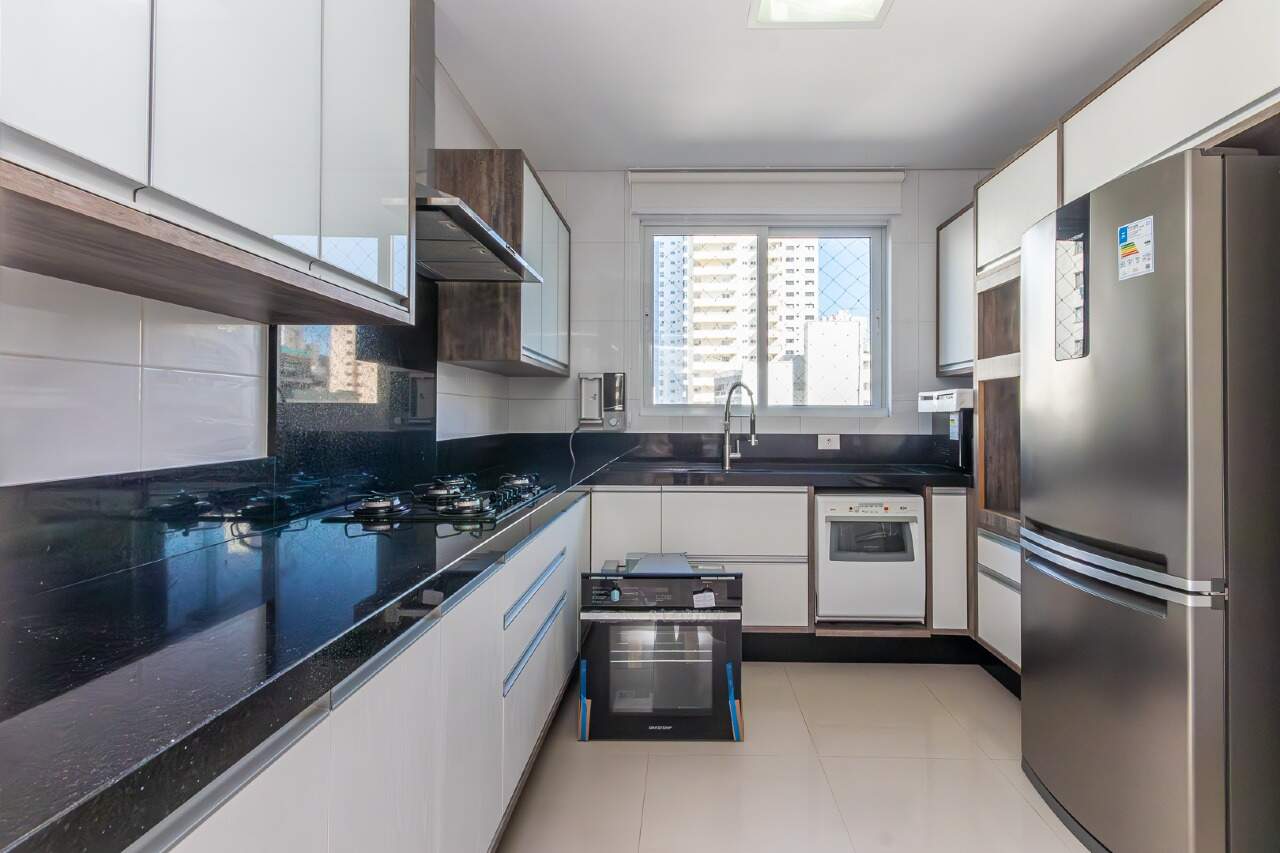 Foto do imóvel Apartamento Mobiliado com 03 dormitórios no Centro de Balneário Camboriú no Residencial Dimora Del Sole