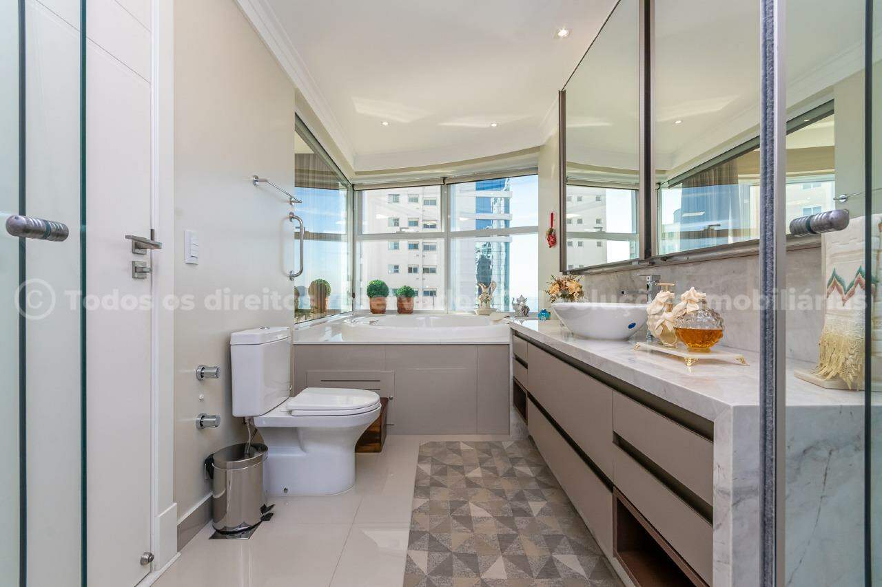 Foto do imóvel Apartamento de 3 suítes no Infinity Coast com vista mar em Balneário Camboriú – 4 vagas