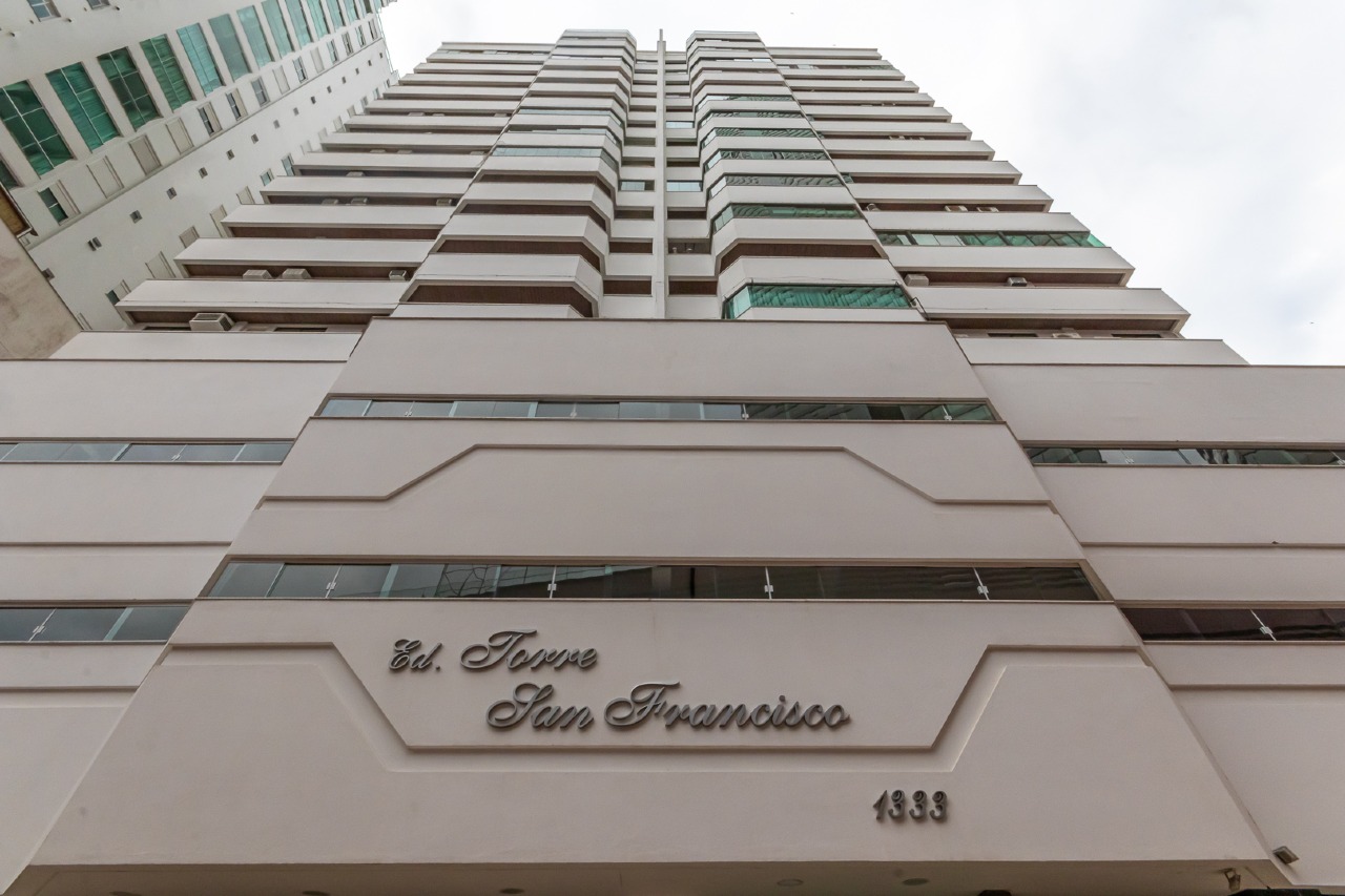 Foto do imóvel Apartamento 3 dormitórios 1 suíte no Torre de São Francisco Balneário Camboriú