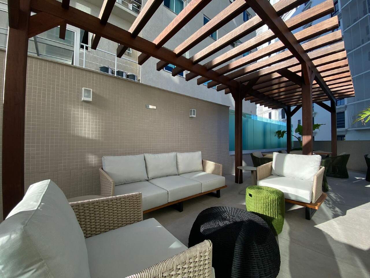 Foto do imóvel Apartamento com 03 Suítes no Edifício Green Coast na Meia Praia em Itapema