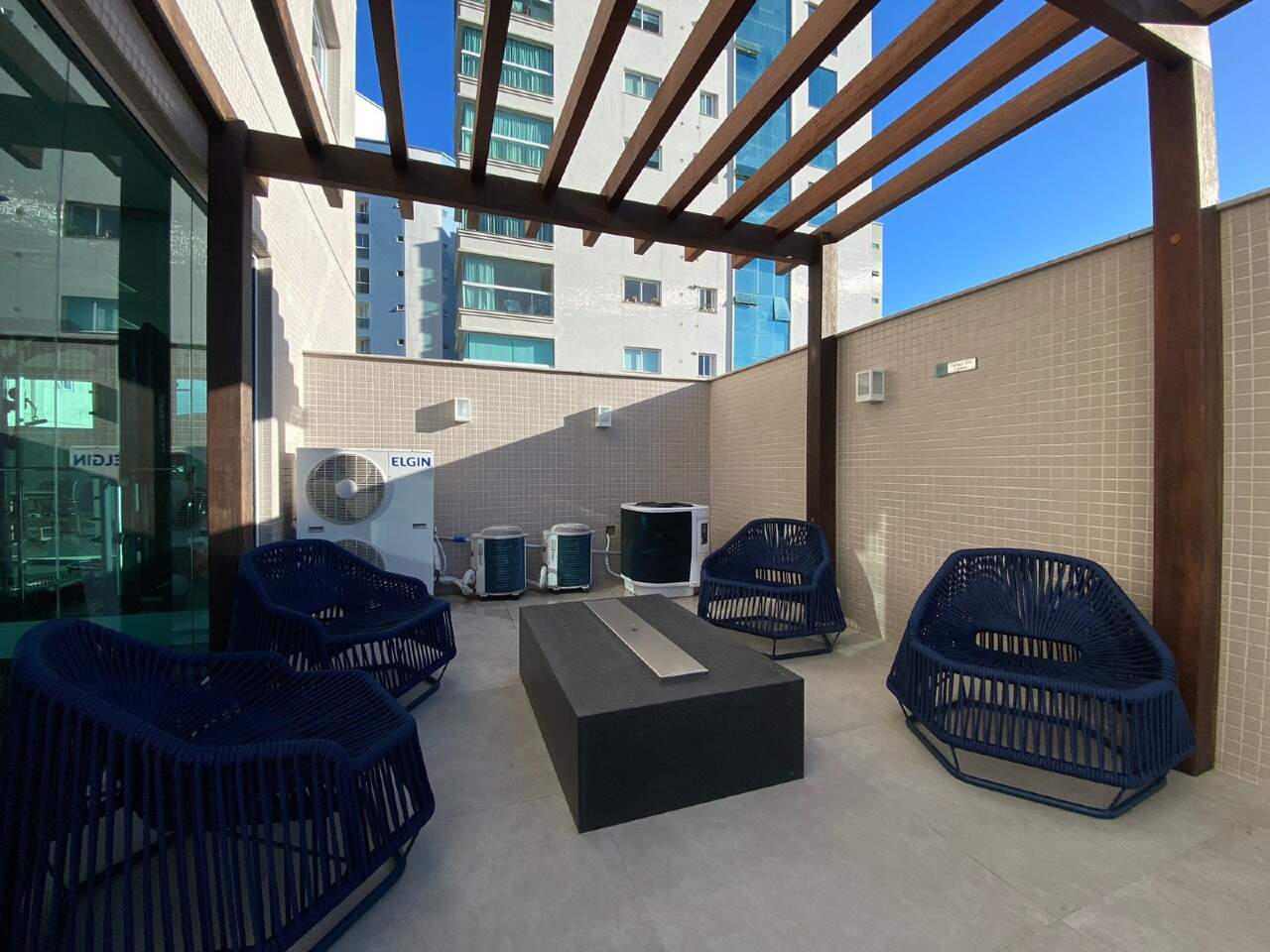 Foto do imóvel Apartamento com 03 Suítes no Edifício Green Coast na Meia Praia em Itapema